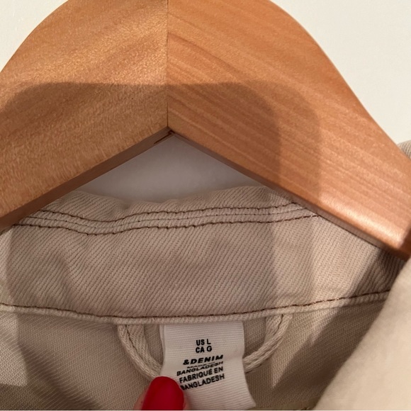 H&M Button Front Wide Sleeve Denim Jacket - Picture 4 of 6